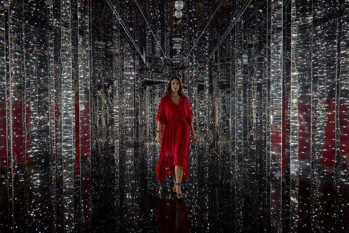 Virgin Voyages Entertainment The Manor Night Club 1.jpg